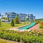 Apartment 317, Seepark *